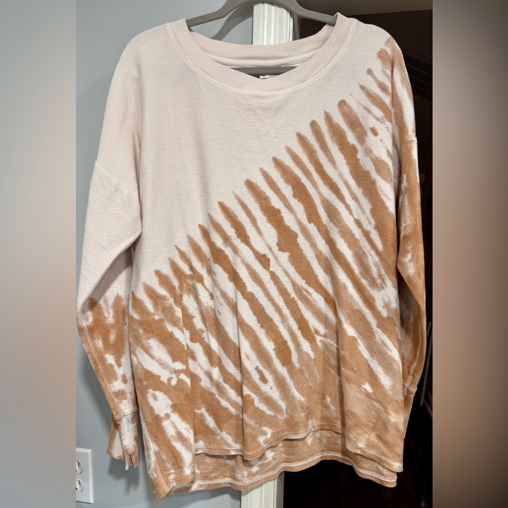 Wonderly Tie Dye Sweatshirt - Women’s XL